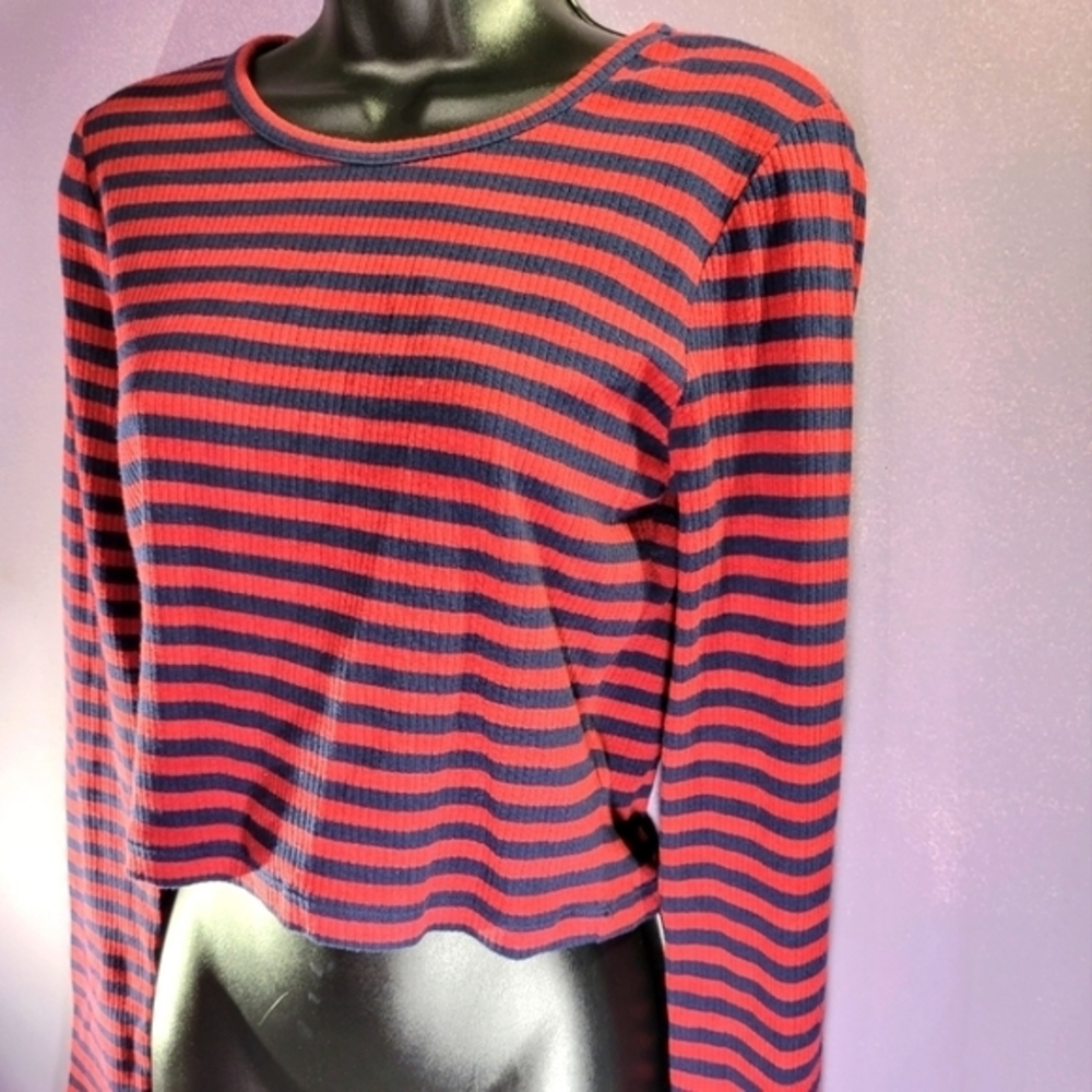 FOREVER 21 Striped Cropped‎ Top